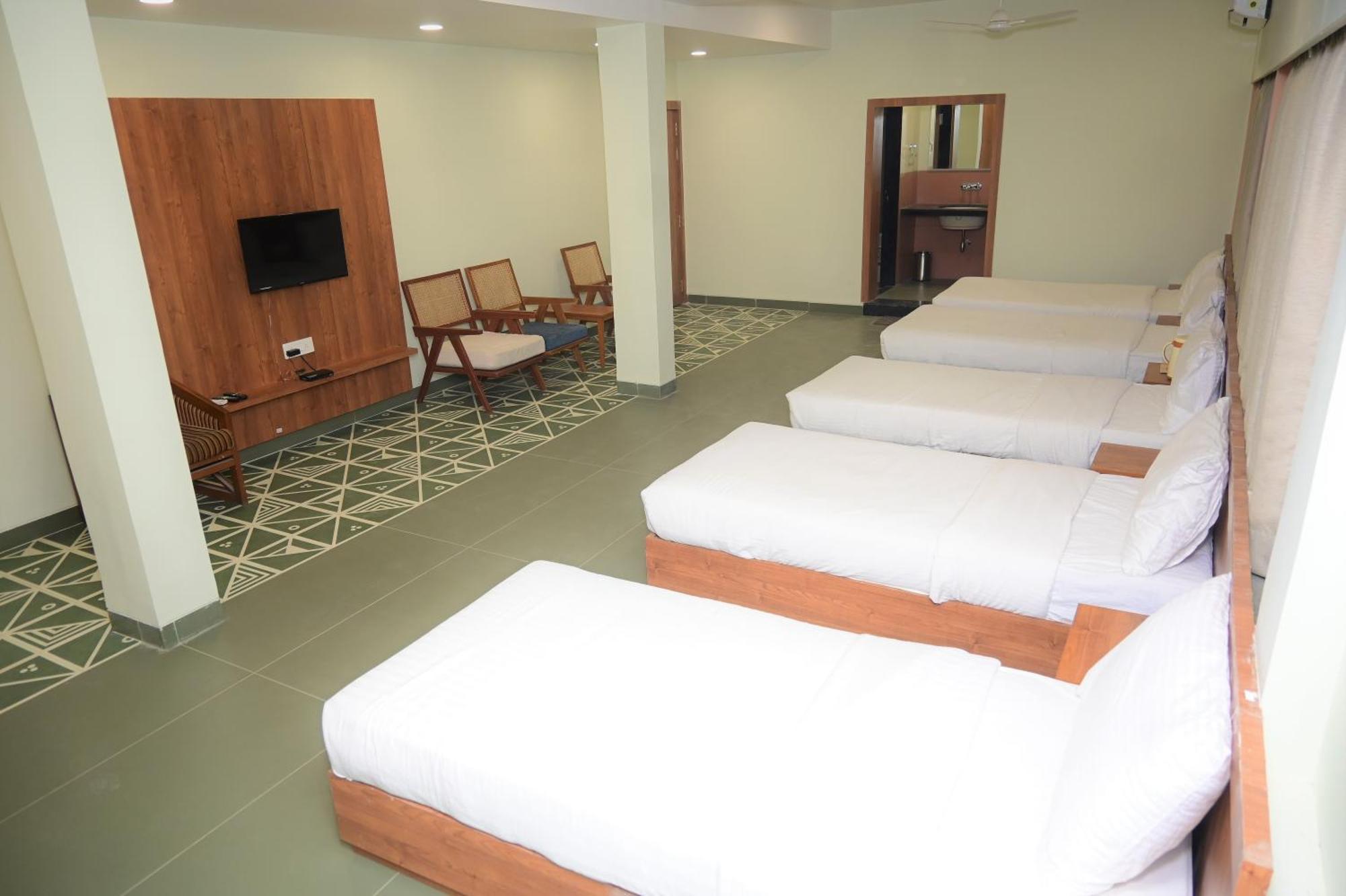 Hotel Ashray Ujjain Exterior photo